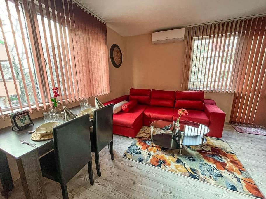 Modern & Bright 1Bd Apartment Near Main Square Пловдив Екстериор снимка