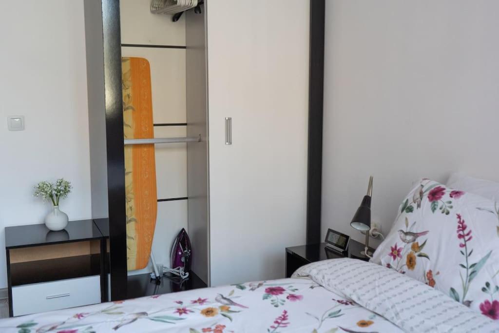 Modern & Bright 1Bd Apartment Near Main Square Пловдив Екстериор снимка