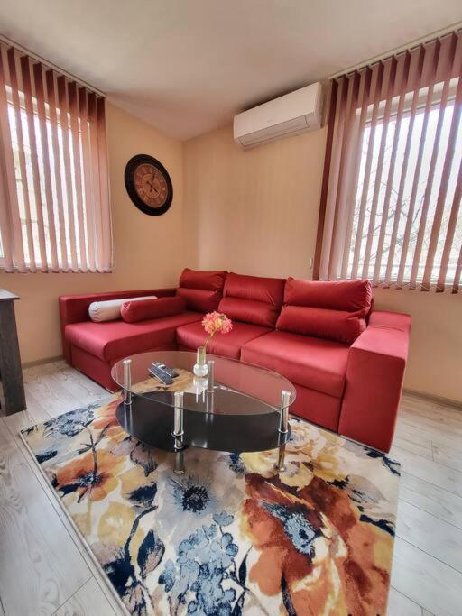 Modern & Bright 1Bd Apartment Near Main Square Пловдив Екстериор снимка